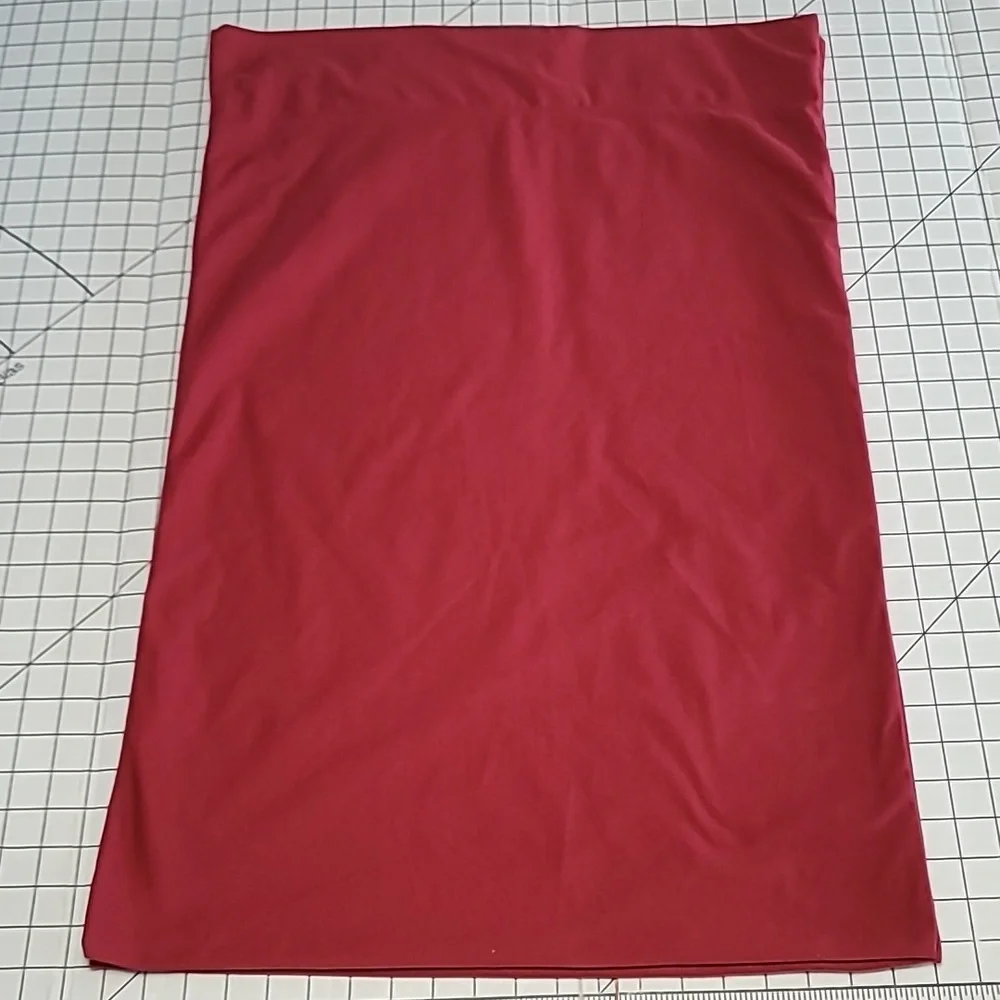 2 MIcrofiber Brick Red Pillowcases / Gently Preloved,‎  Pillow Covers